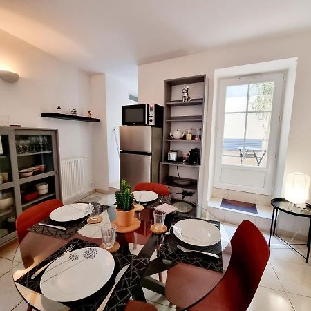 Coquette Maison De Ville Calme Avec Patio Angoulême Zewnętrze zdjęcie