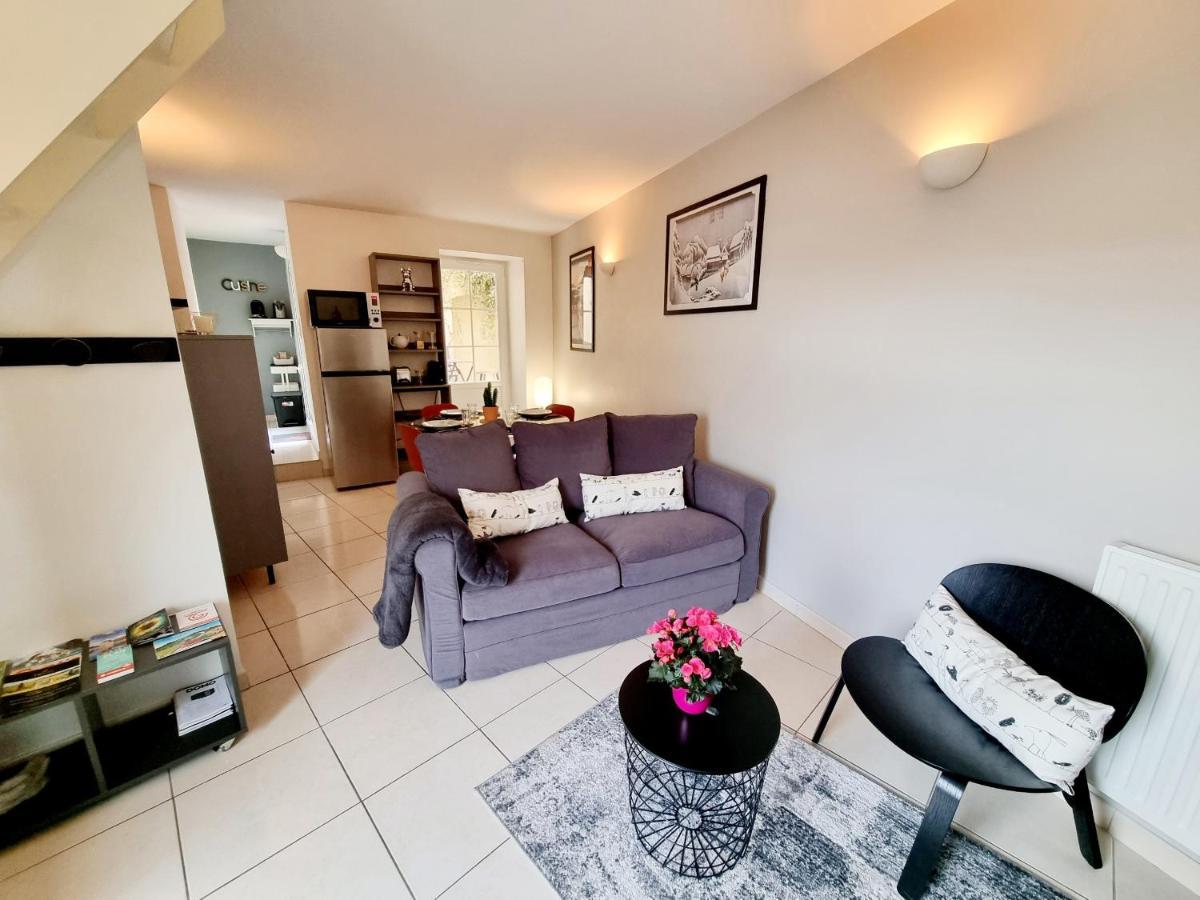 Coquette Maison De Ville Calme Avec Patio Angoulême Zewnętrze zdjęcie