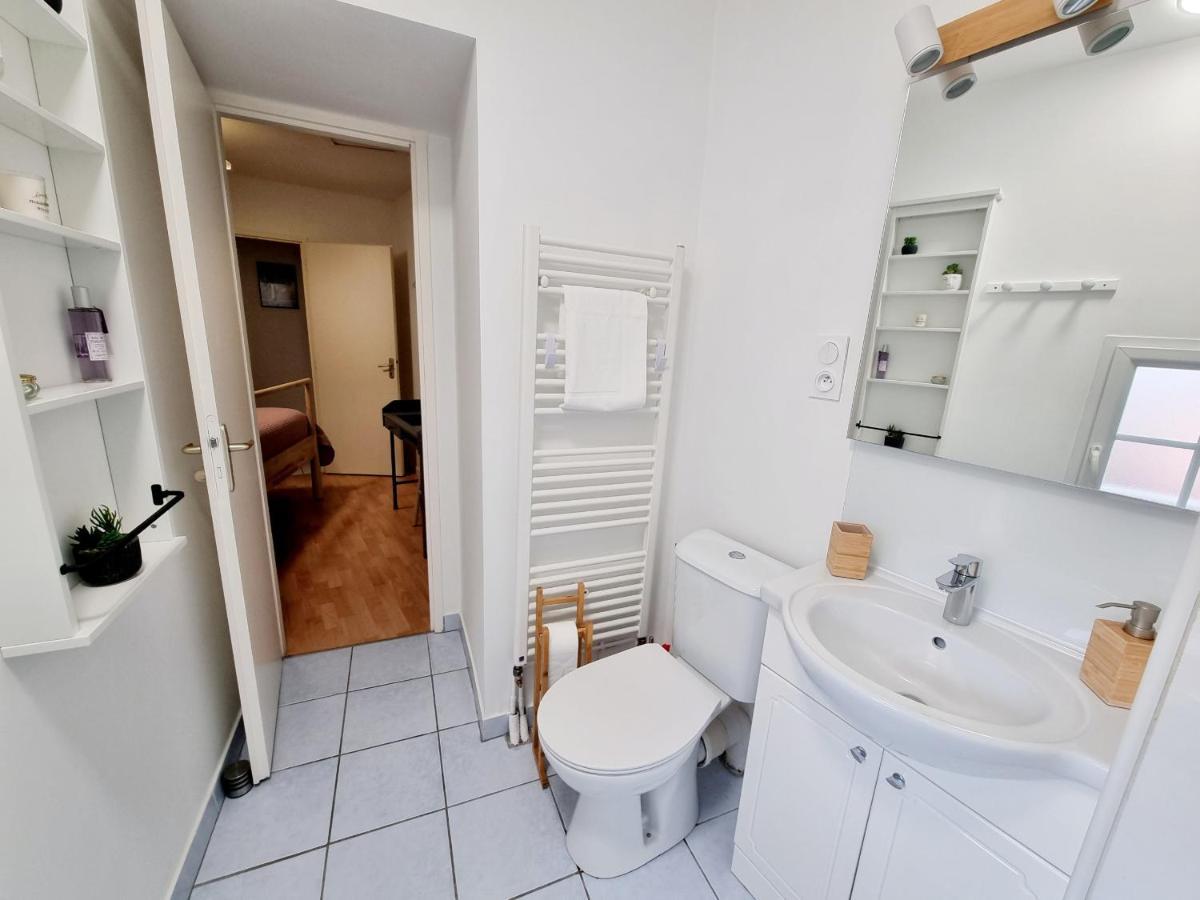 Coquette Maison De Ville Calme Avec Patio Angoulême Zewnętrze zdjęcie